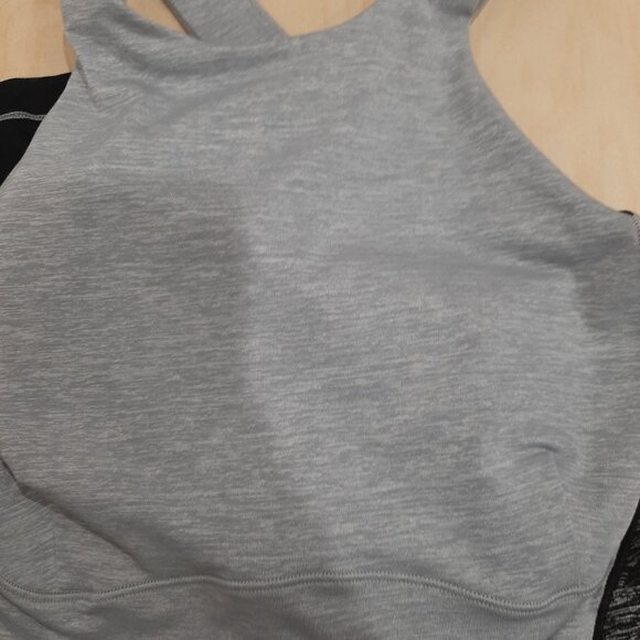 Vintage Lululemon athleisure heathered grey halter tank - Picture 10 of 11